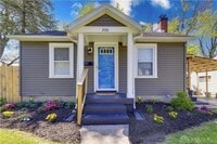 Building Photo - 206 E Worley Ave