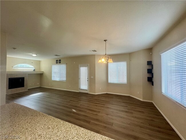 Building Photo - 8277 Brilliant Pompon