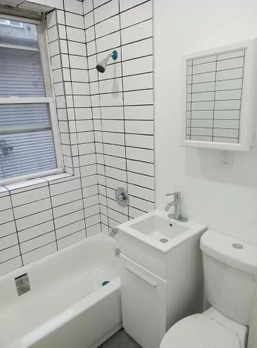 10 Reed St 2L - 7 Reed St