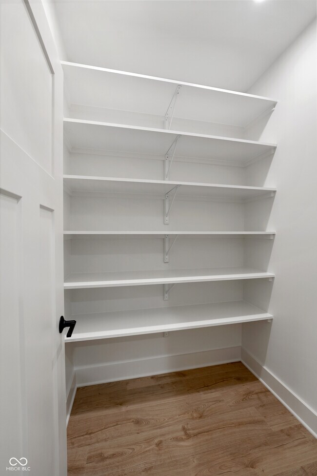 Building Photo - 5123 Oak Rdg Pl