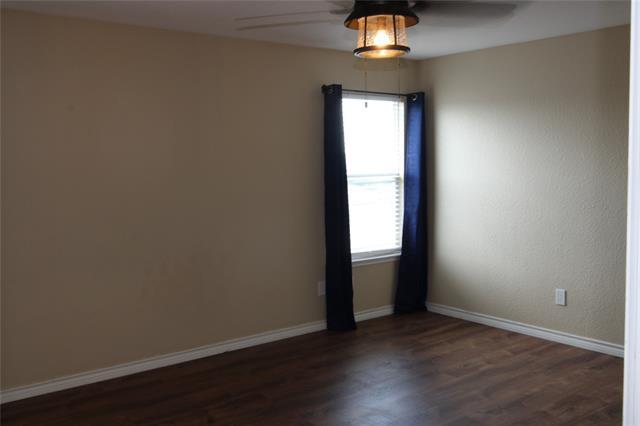 Building Photo - 2435 Castle Pines Dr