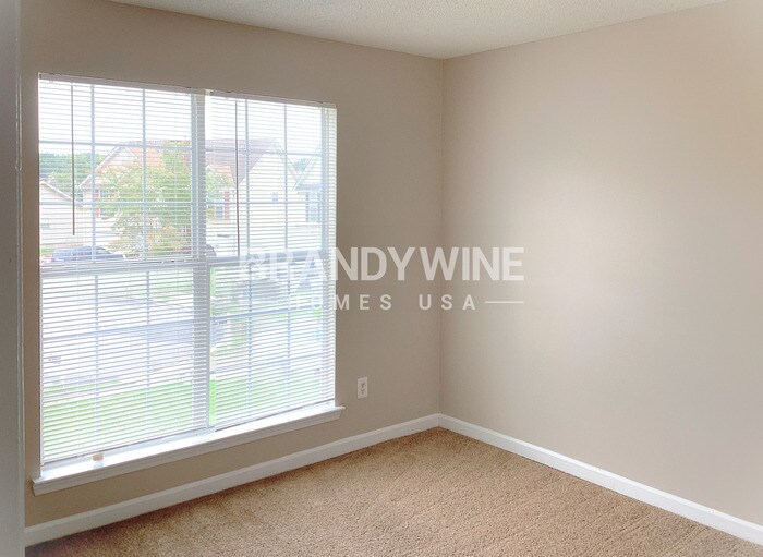 Building Photo - 3660 Hudson Way