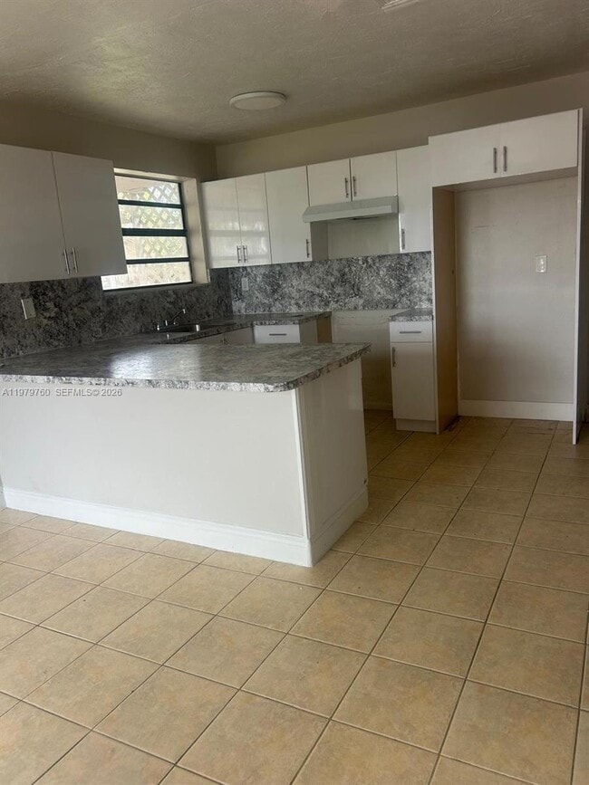 Building Photo - 28511 SW 147th Ave