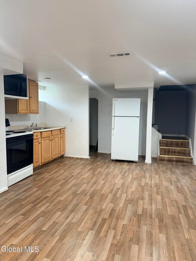 Building Photo - 786 New Scotland Ave