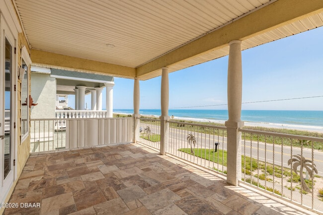 Building Photo - 2288 S Ocean Shore Blvd