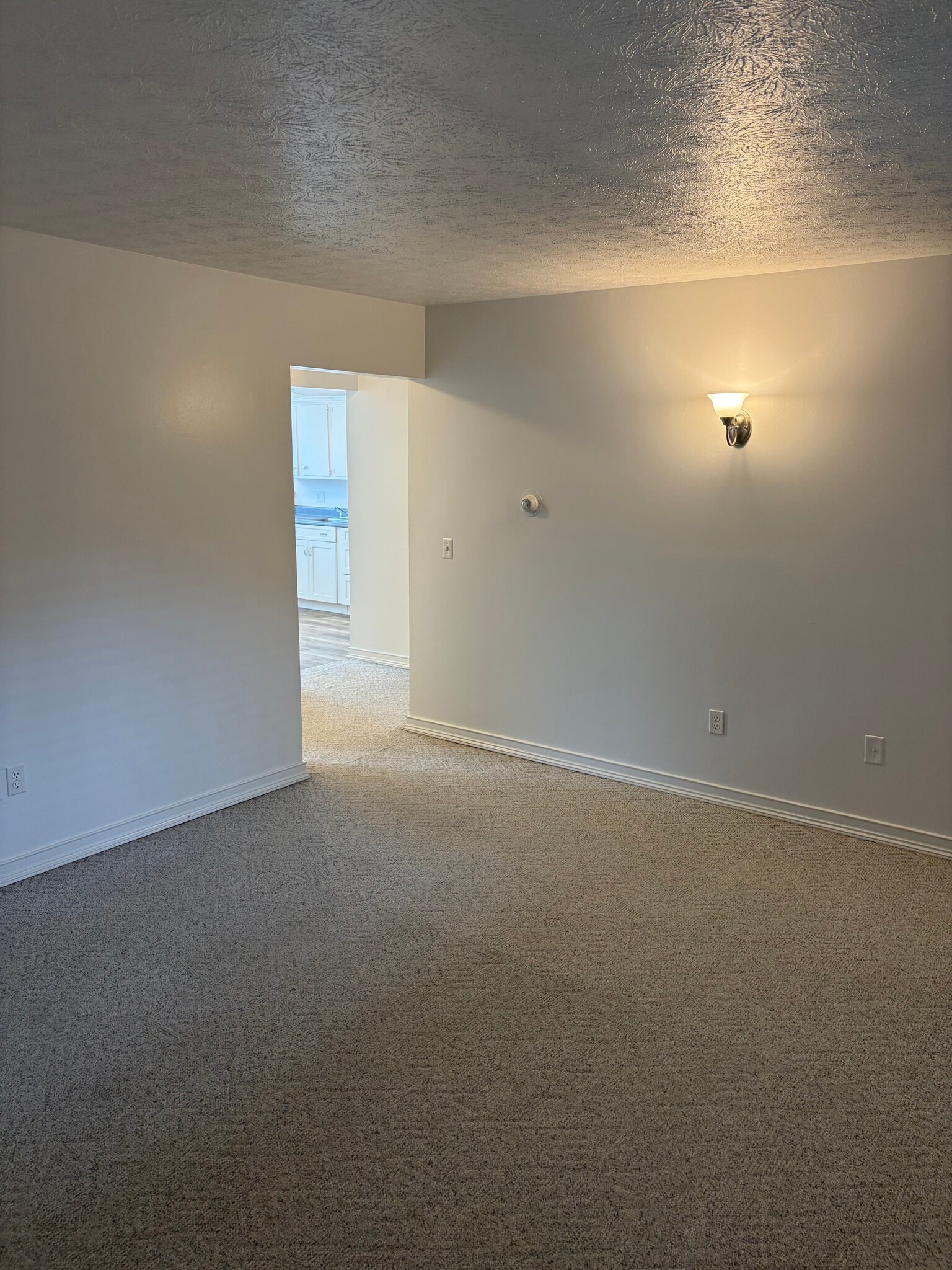 Building Photo - 104 W Pulteney St