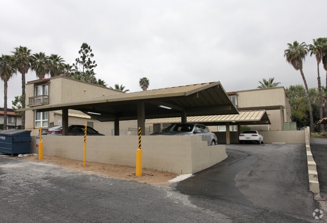 Building Photo - 930 Via Zapata