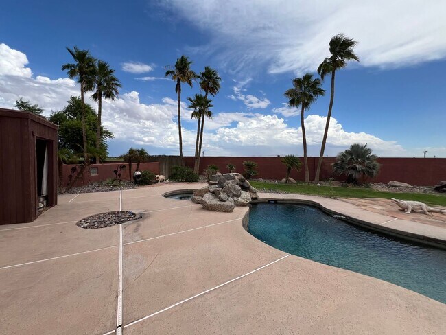 Building Photo - UNIQUE HOME ON ACREAGE!