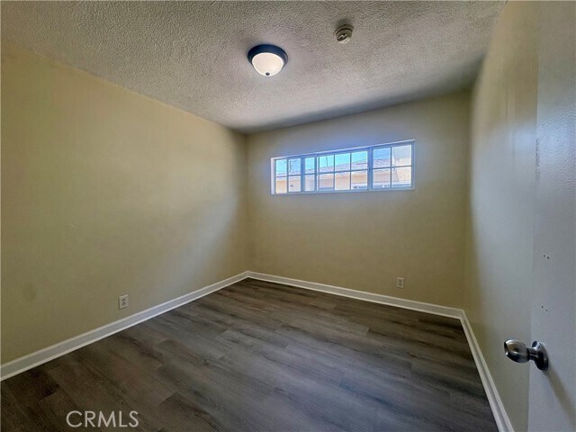 Building Photo - 11890 Manor Dr