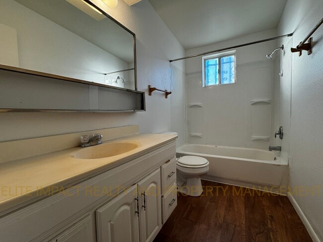 Building Photo - 1841 W Dominy Rd