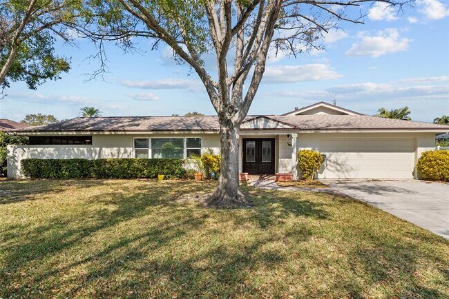 Building Photo - 1191 87th Ave N