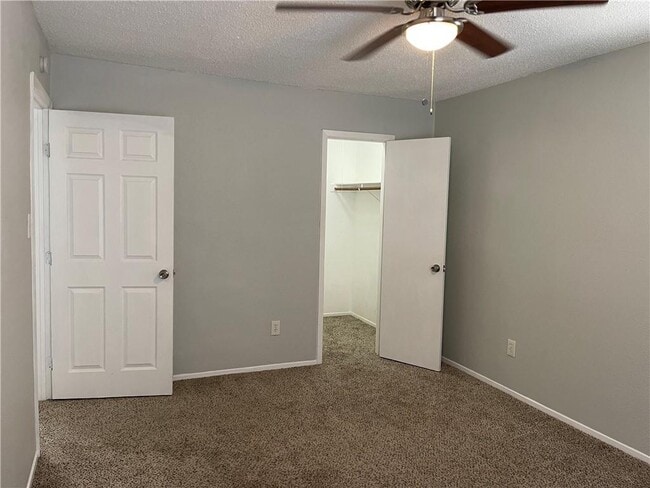 Building Photo - 1312 Southport Dr