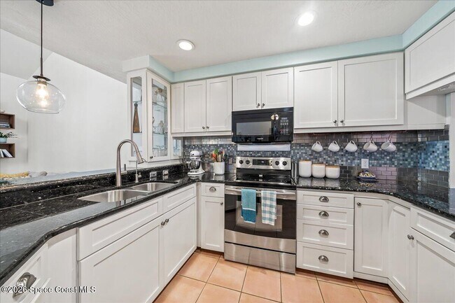 Building Photo - 119 Casseekee Trail