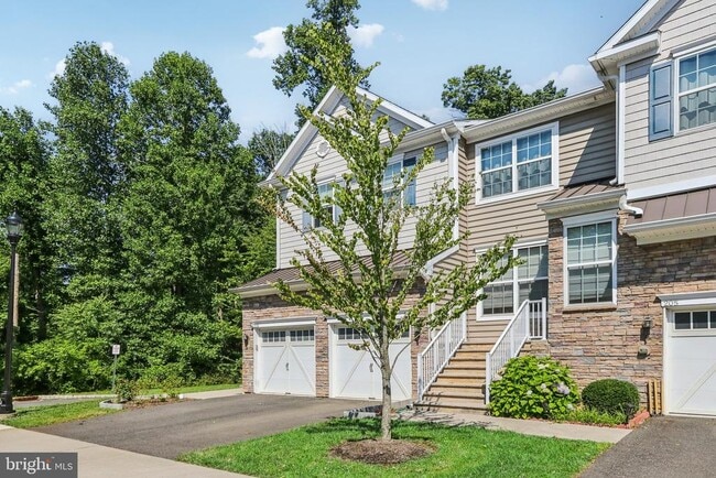 Building Photo - 206 Shields Ct