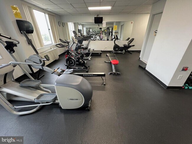 Building Photo - 11801 Rockville Pike