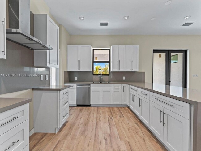 Building Photo - 22451 SW 118th Ave