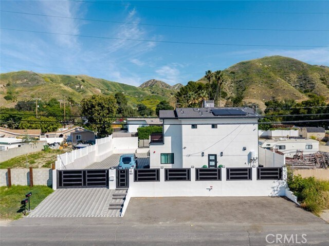 Building Photo - 9813 Foothill Blvd