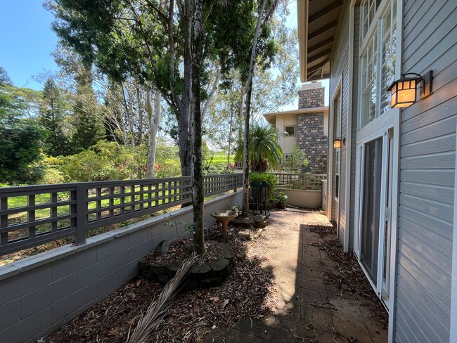 Building Photo - Hampton Court (Mililani Mauka) - Must see!!  3 bedrooms, central A/C, large 1745 sf, 2 story