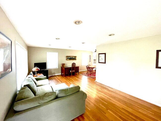 Living Room into Dining Room - 5084 Overbrook Pl