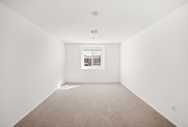 Building Photo - 35286 Sorenstam Dr
