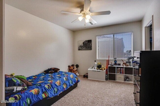 Building Photo - 12039 W Leather Ln