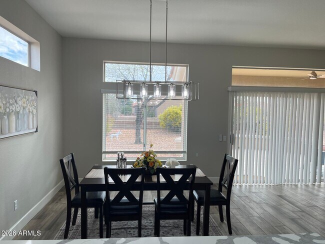 Building Photo - 14608 W Horizon Dr