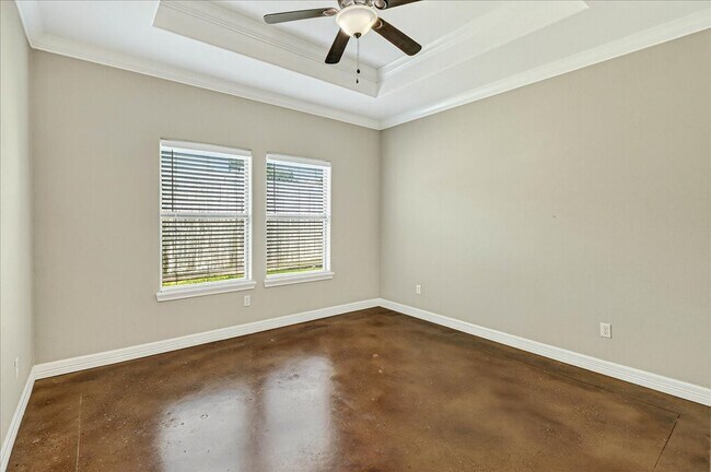 Building Photo - 7237 Lake Tranquility Dr