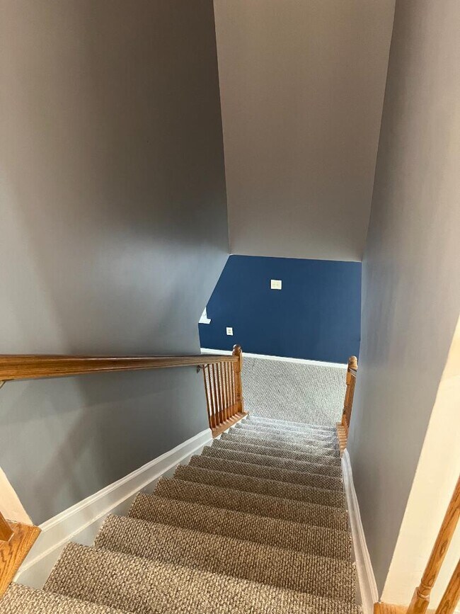 Building Photo - 157 W Market St