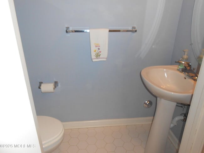 Building Photo - 10 Headwaters Pl