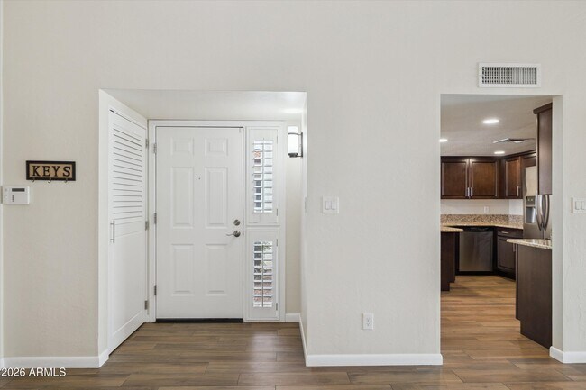 Building Photo - 15020 N 40th St