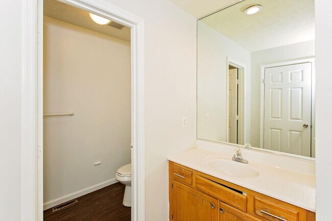 Building Photo - DELHI TOWNSHIP-Cute updated 3 bedroom 2bath ranch in OHSD w/huge 2 car garage