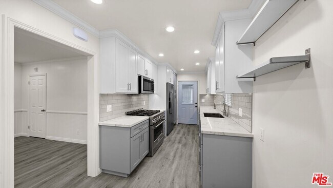 Building Photo - 6311 S La Tijera Blvd