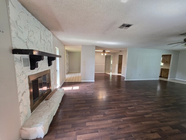 Building Photo - 5373 N Mock Orange Dr