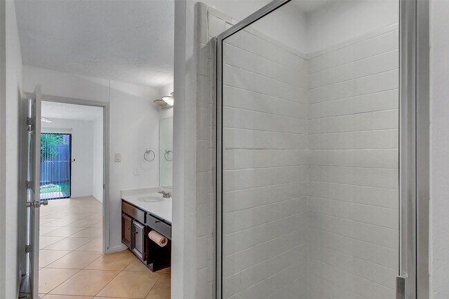 Building Photo - 3103 Ashford Bend Dr