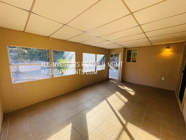 Building Photo - 1428 Panorama Ridge Rd
