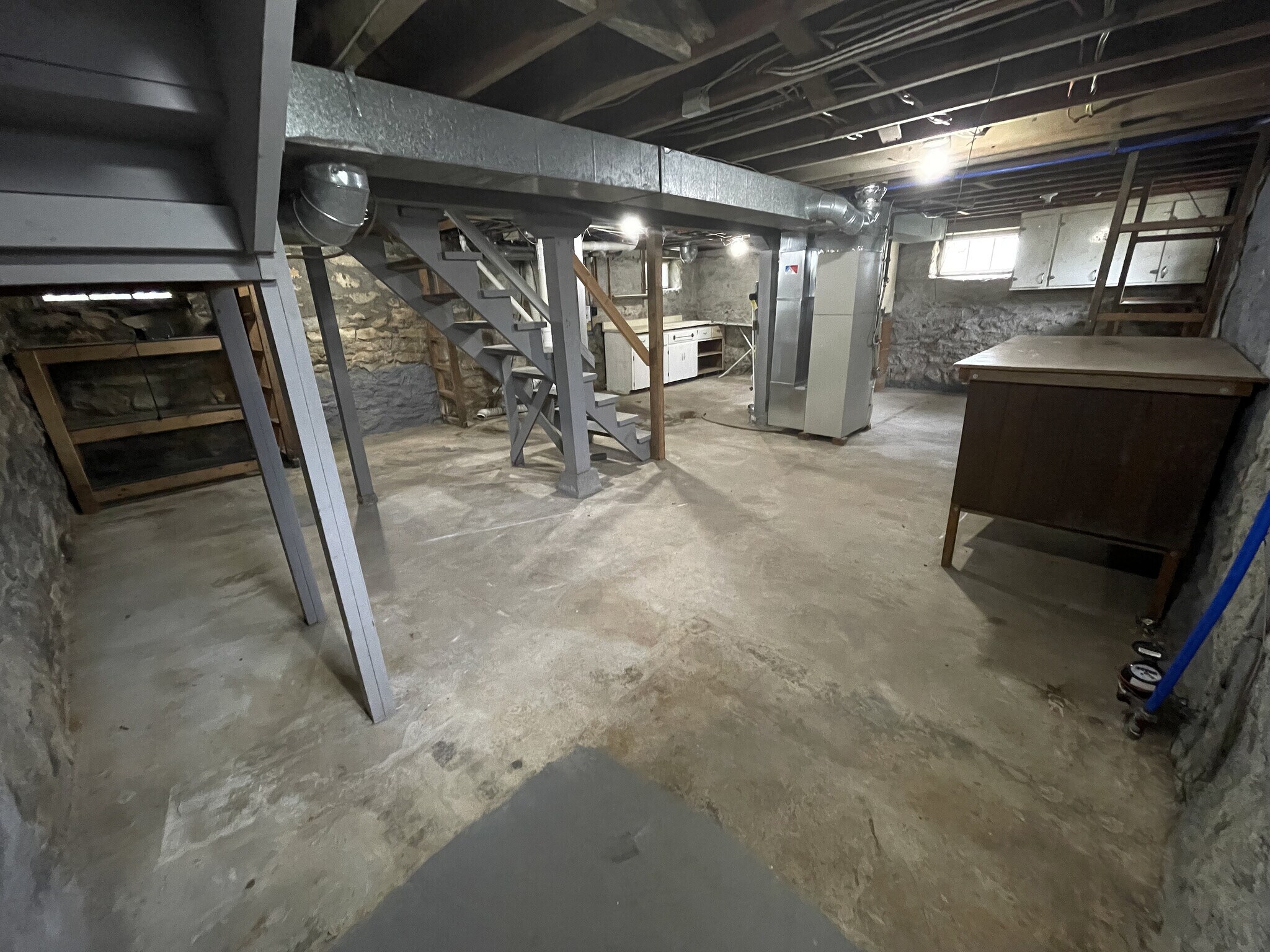 Building Photo - 1345 S Liberty St