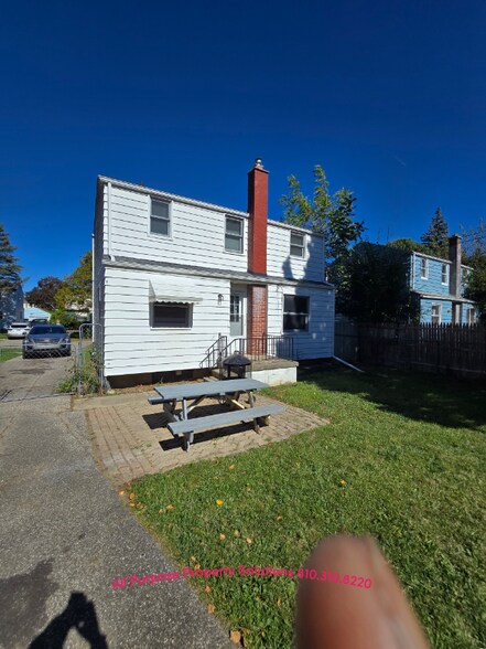 Building Photo - 3514 Dale Ave