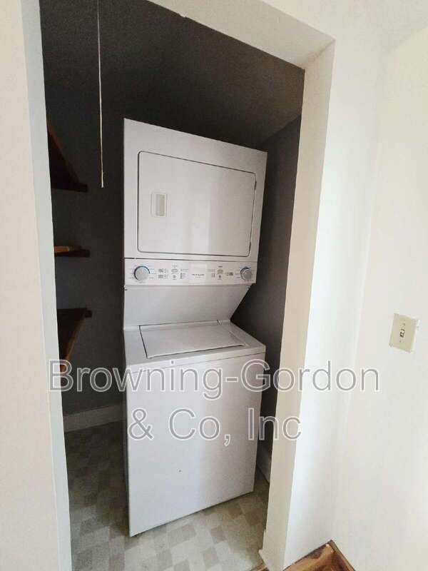 Building Photo - 1705 11th Ave N