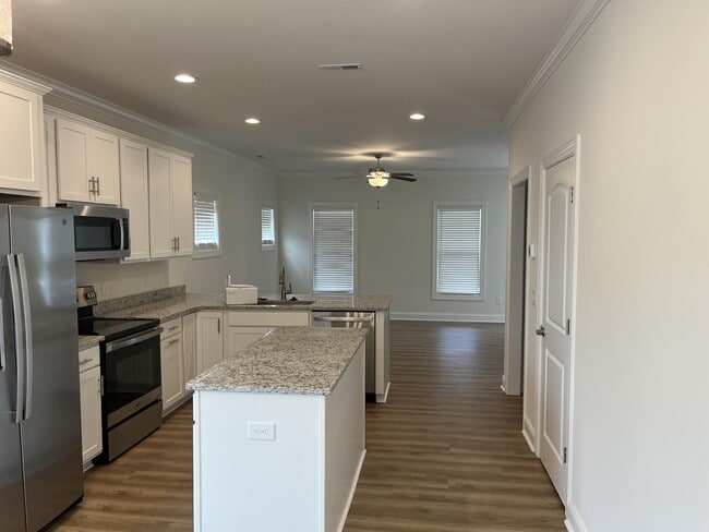 Building Photo - 102 Yellowlegs Ln