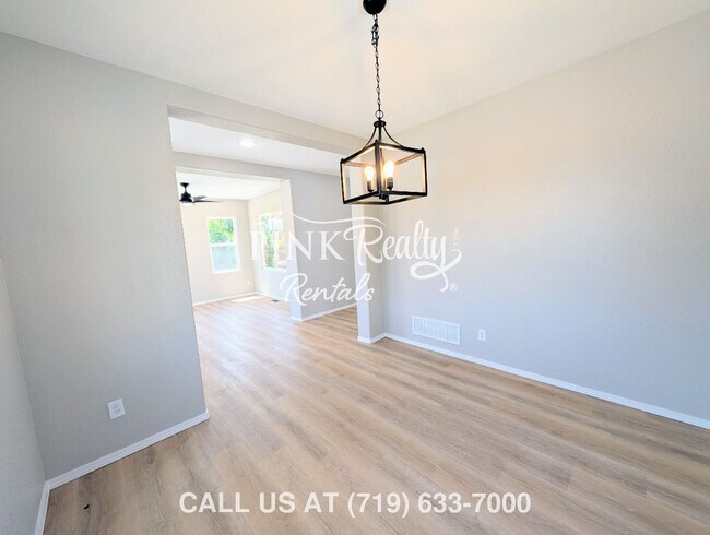 Building Photo - 12252 Point Reyes Dr