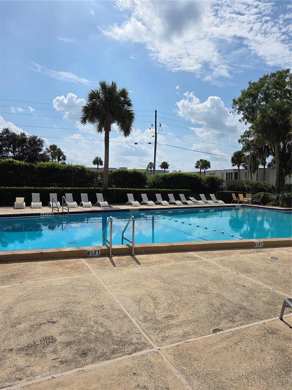 Building Photo - 266 Orienta Point St