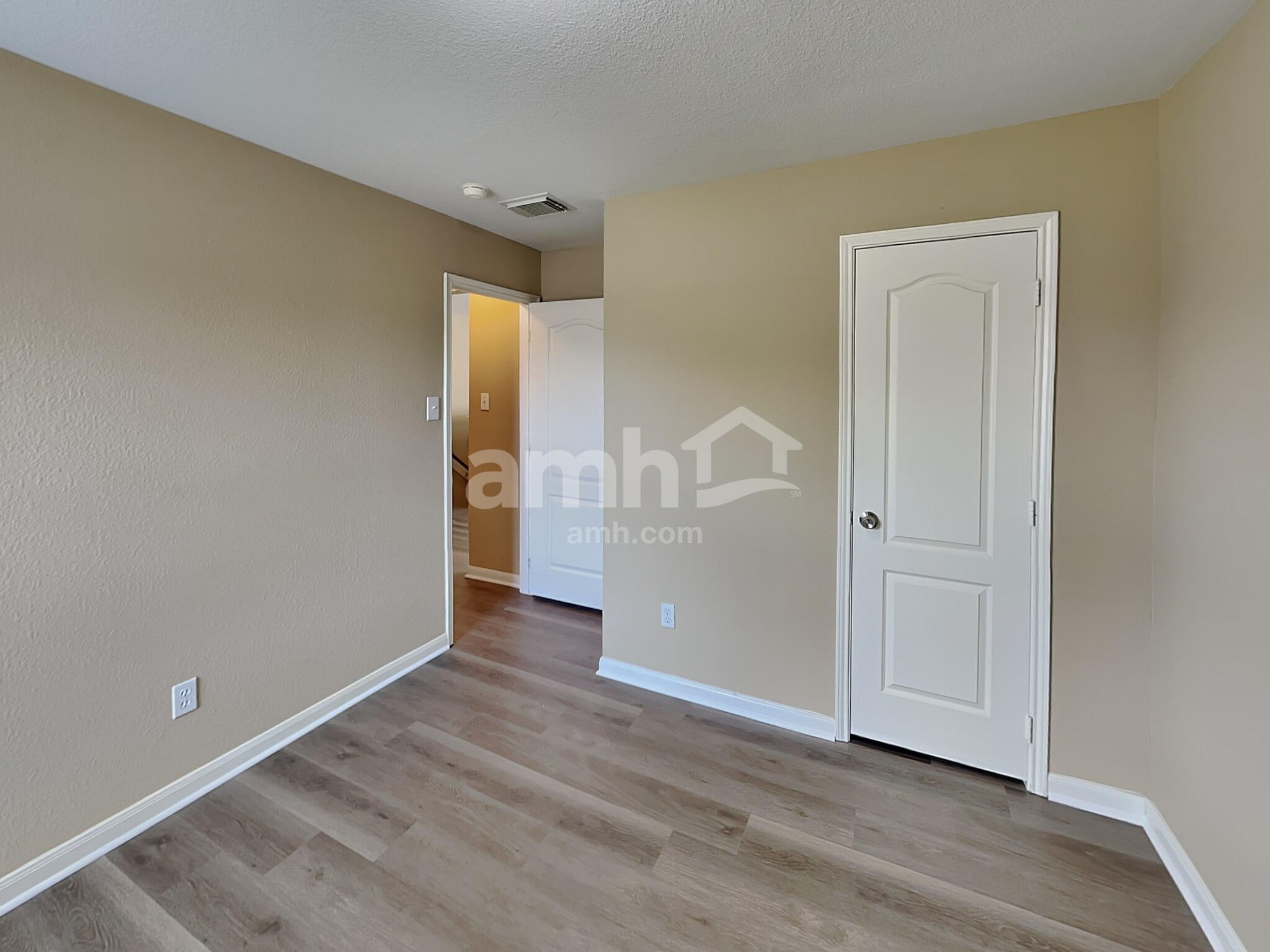 Building Photo - 18107 Quiet Ridge Ln