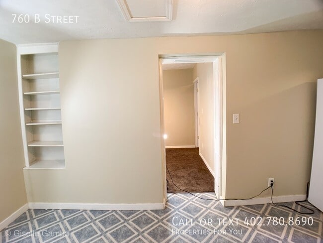 Building Photo - 760 B St