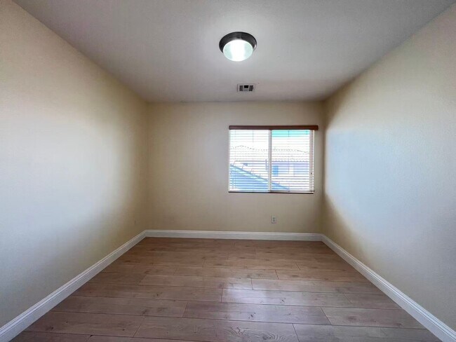 Building Photo - 7645 Rustic Galleon St