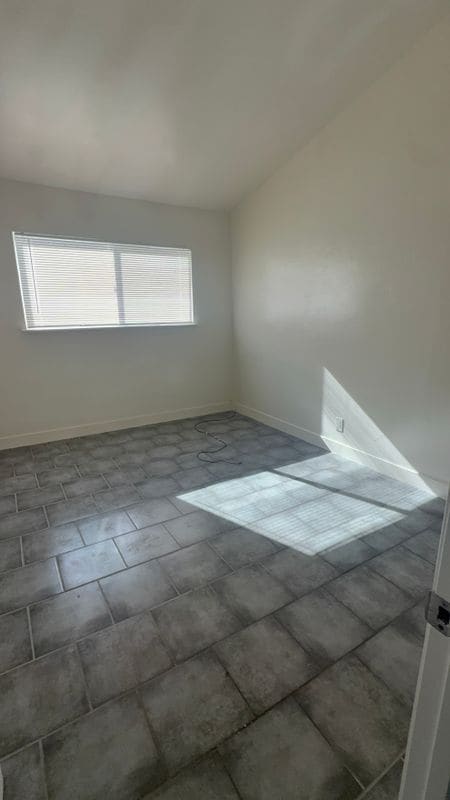 Building Photo - 2558 Cortez St