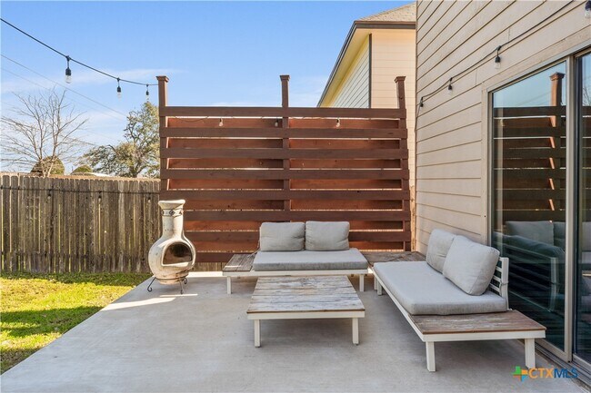 Building Photo - 8424 Starview St