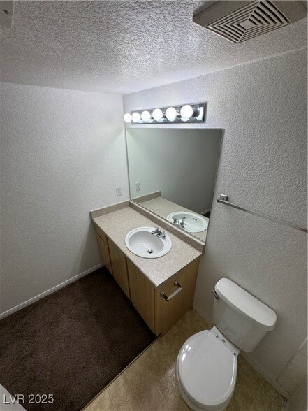 Building Photo - 6955 N Durango Dr