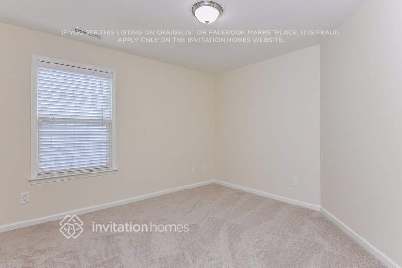 Building Photo - 5600 Keowee Way