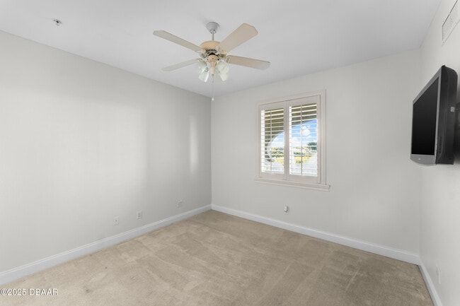 Building Photo - 2450 N Ocean Shore Blvd