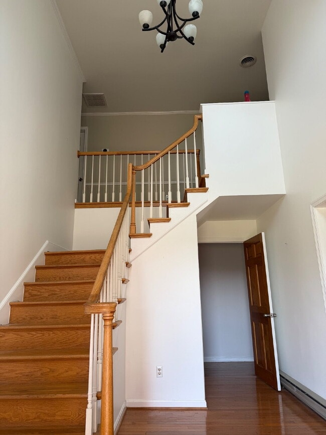 Building Photo - 5b 2.5ba Glorious Home for Rent in Frederick County!